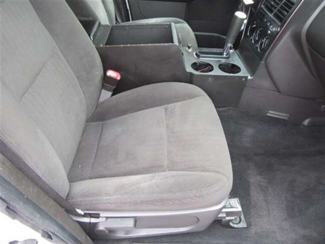 Ford Explorer 2010 photo 30